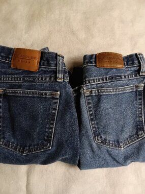 2 Pc Lot Wrangler Blues Jeans Womens Size 12x30 Relaxed Fit Tapered Leg